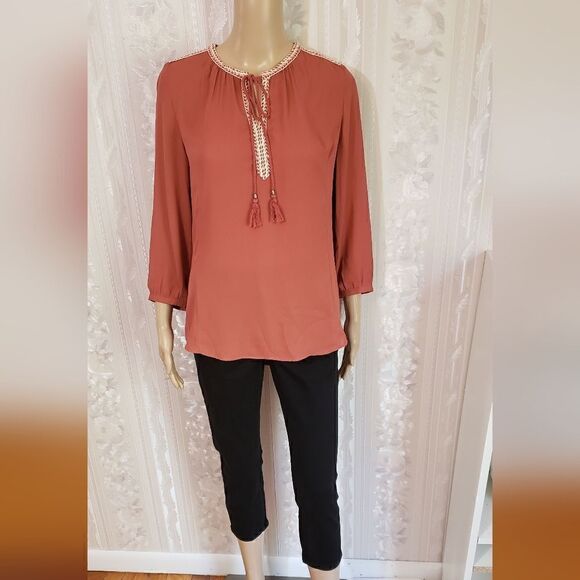 DR2 Khloe Tassel Top  - Picture 3 of 10